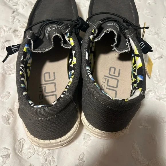 MENS HEY DUDE SHOES SIZE 12 - Picture 7 of 7